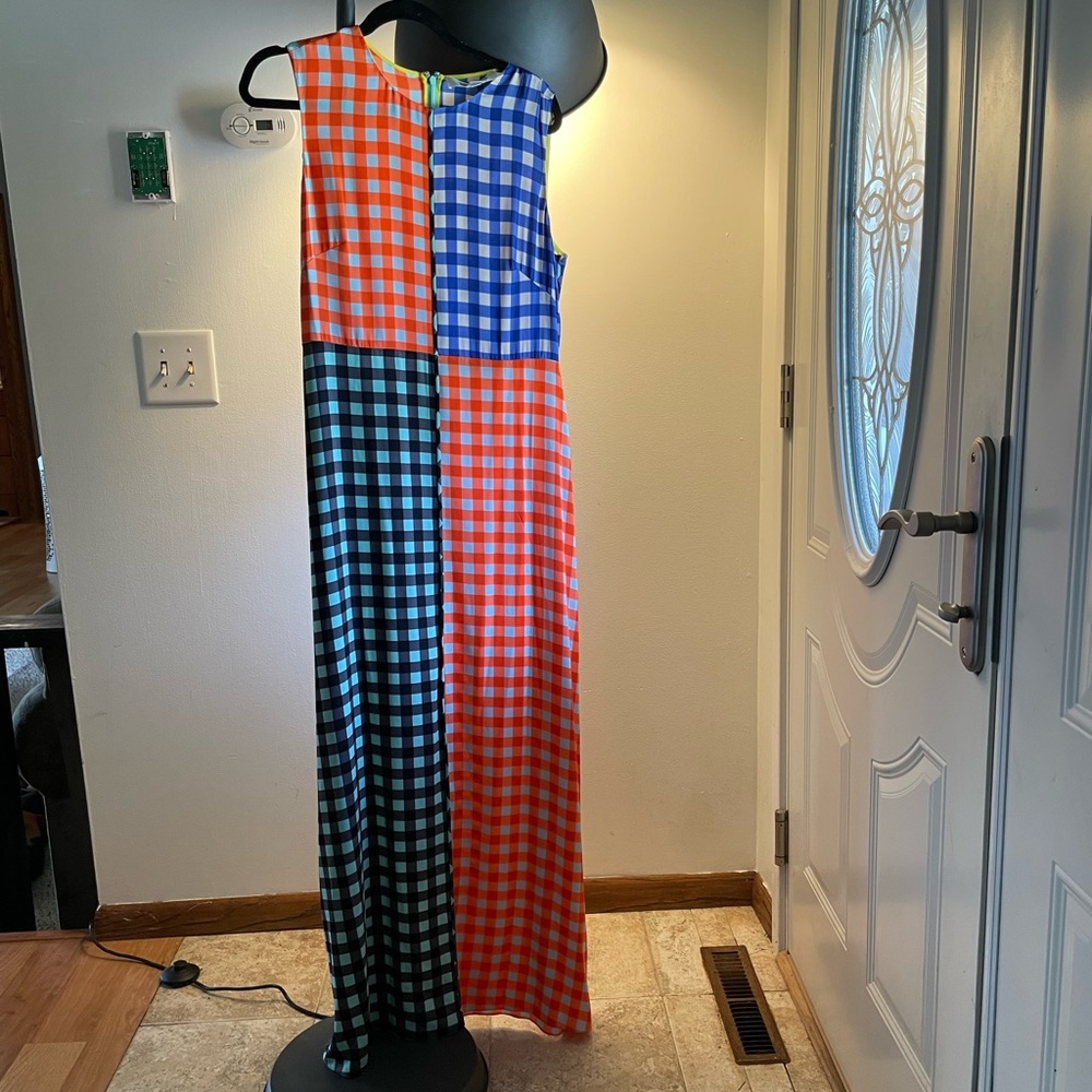 Diane Von Furstenberg High-Neck Sleeveless Check Maxi Dres. Perfect condition.